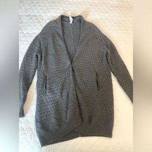 Lululemon gray cocoon sweater